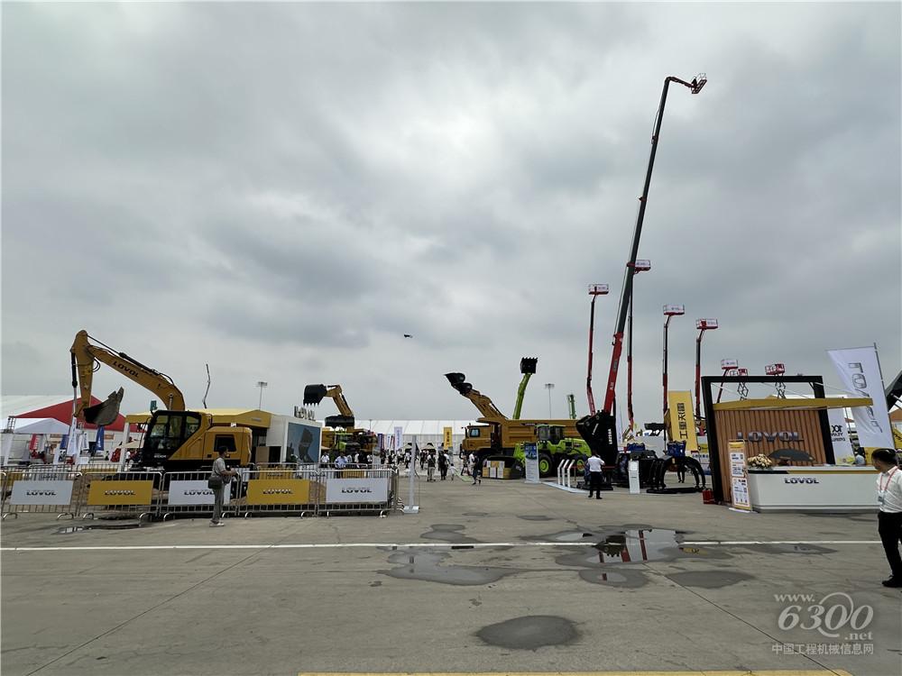2025長(zhǎng)沙國(guó)際工程機(jī)械展：雷沃重工