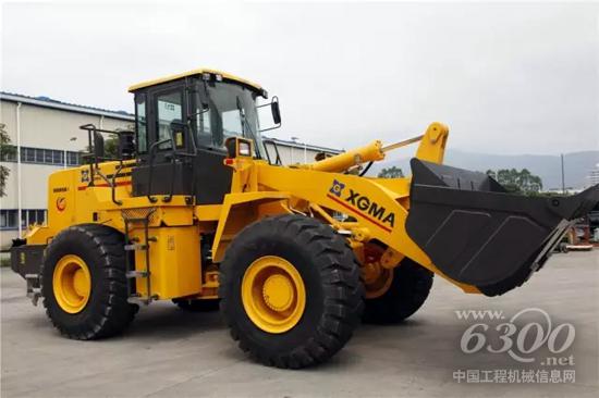 創(chuàng)領(lǐng)工程機(jī)械智造先鋒的廈工智能裝載機(jī)XG958i